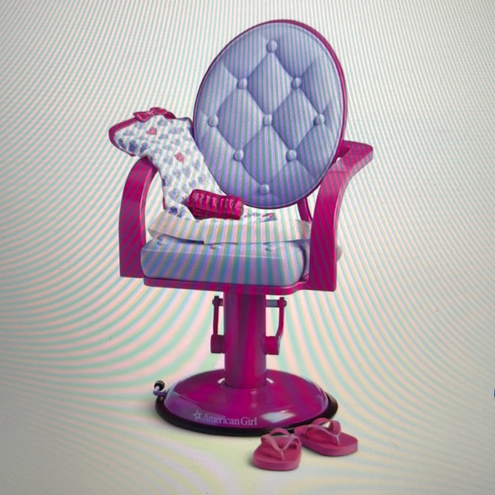 AMERICAN GIRL SALON CHAIR & WRAP SET